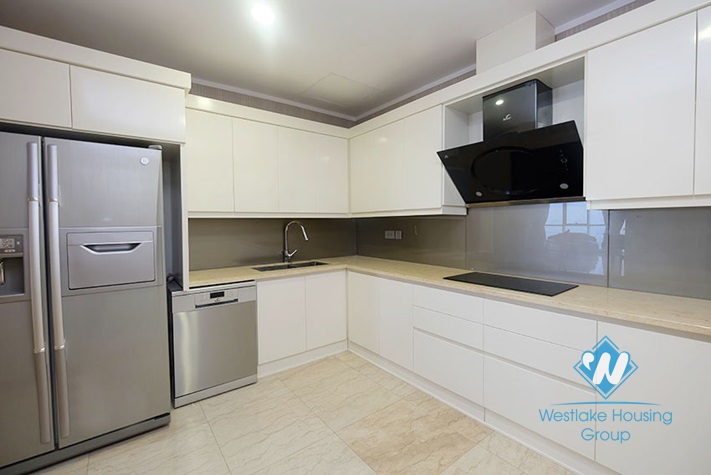 Spacious high floor 4 bedrooms apartment for rent in Ciputra, Tay Ho, Hanoi